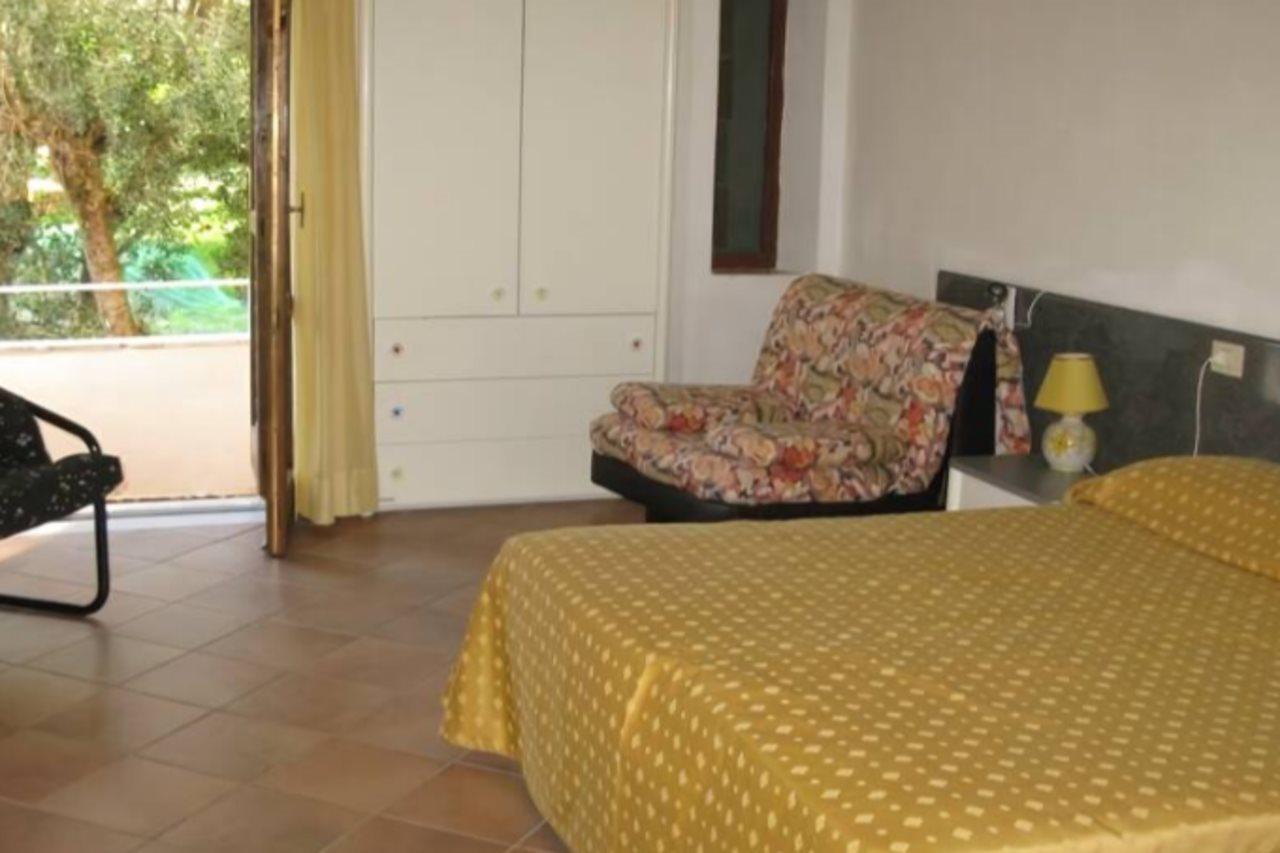 Residence Hotel Eden Palinuro Bagian luar foto