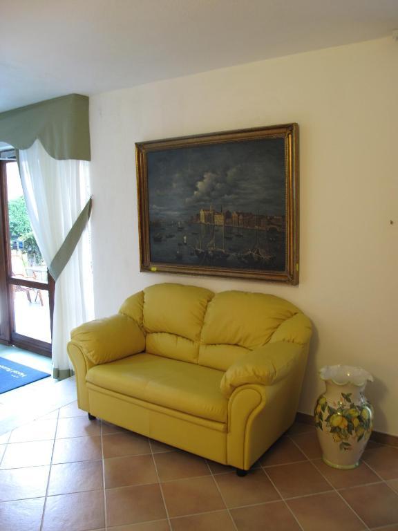 Residence Hotel Eden Palinuro Bagian luar foto