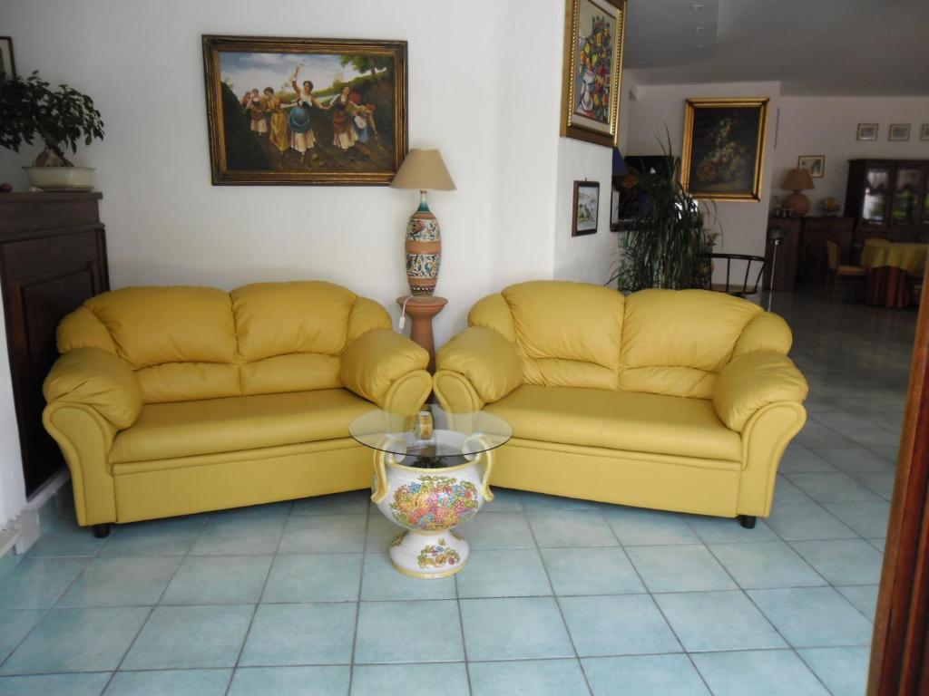 Residence Hotel Eden Palinuro Bagian luar foto