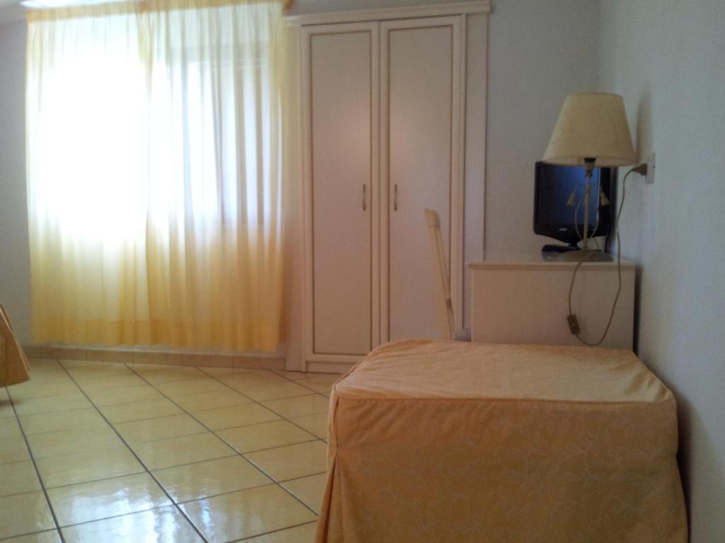 Residence Hotel Eden Palinuro Bagian luar foto